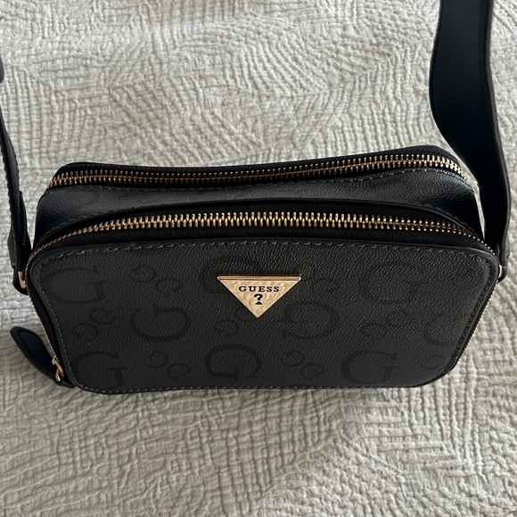GUESS | Charlestown Mini Crossbody | Black and Gray - Picture 5 of 5